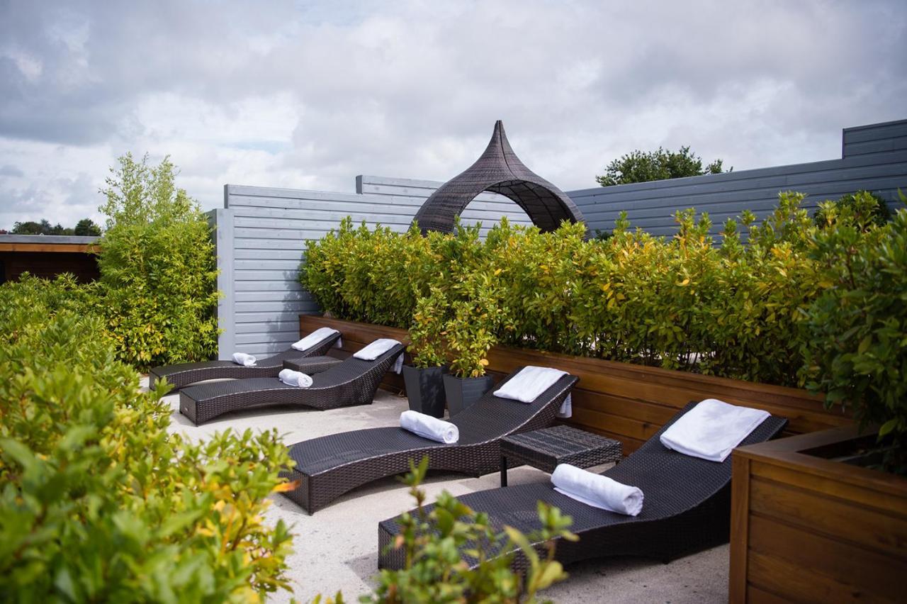 Lakeside Park Hotel & Spa Fishbourne  외부 사진