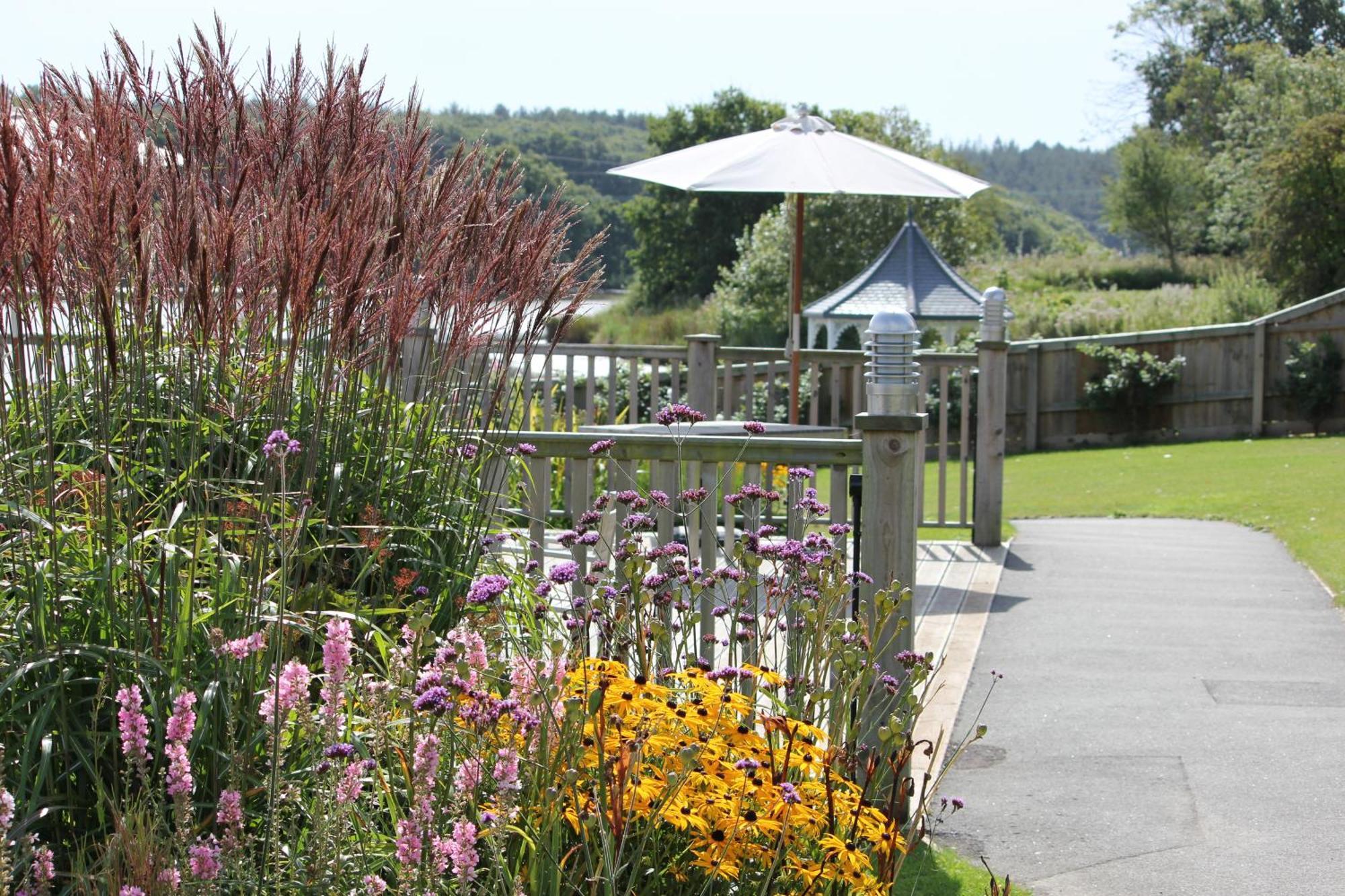 Lakeside Park Hotel & Spa Fishbourne  외부 사진
